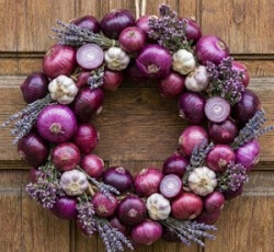 benefits of onions wreath made of onions